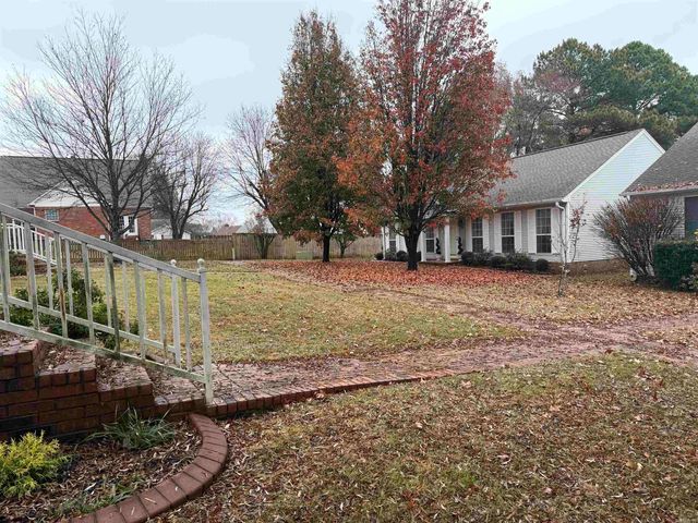 28 River Oaks Trace, Searcy, AR 72143