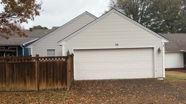 28 River Oaks Trace, Searcy, AR 72143