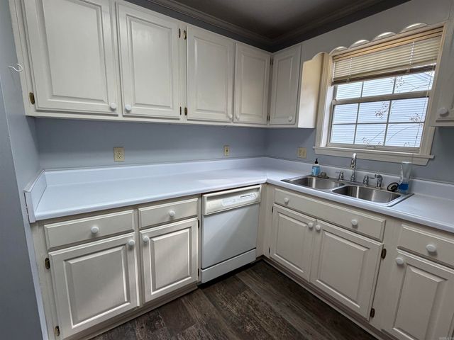 28 River Oaks Trace, Searcy, AR 72143