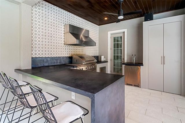 1507 AMARONE PLACE, Lutz, FL 33548