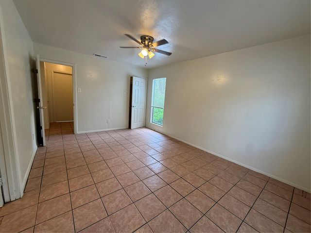 1109 Village Green DR, Austin, TX 78753