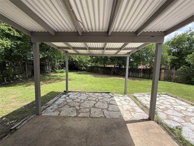 1109 Village Green DR, Austin, TX 78753
