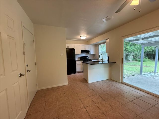 1109 Village Green DR, Austin, TX 78753