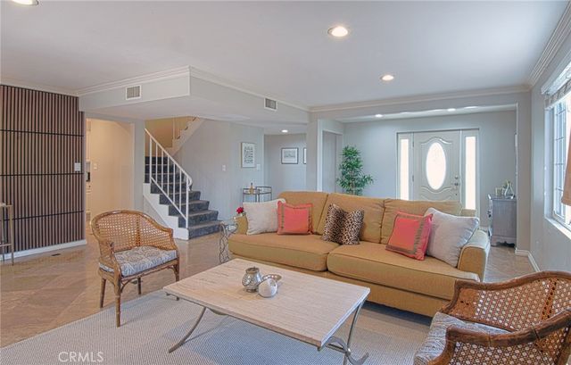 34 Senisa, Irvine, CA 92612