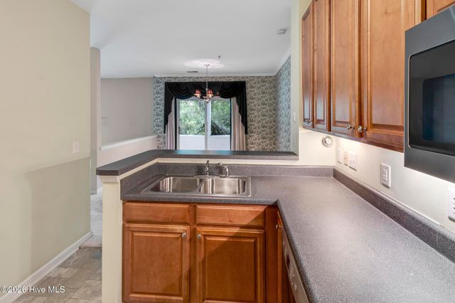 3909 Botsford Court Unit 103, Wilmington, NC 28412