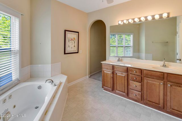 3909 Botsford Court Unit 103, Wilmington, NC 28412