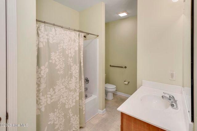 3909 Botsford Court Unit 103, Wilmington, NC 28412