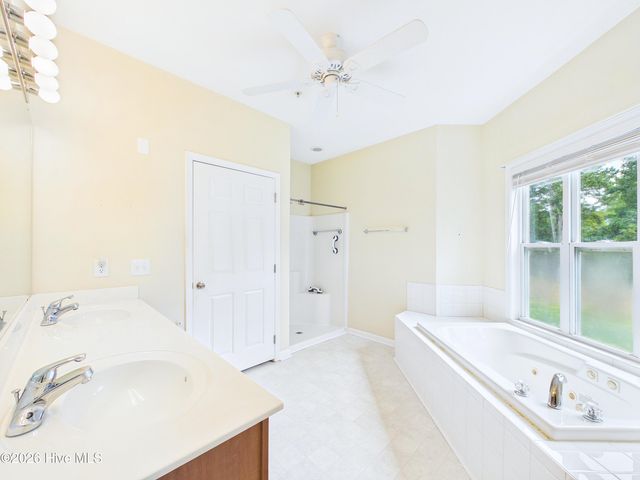 3909 Botsford Court Unit 103, Wilmington, NC 28412