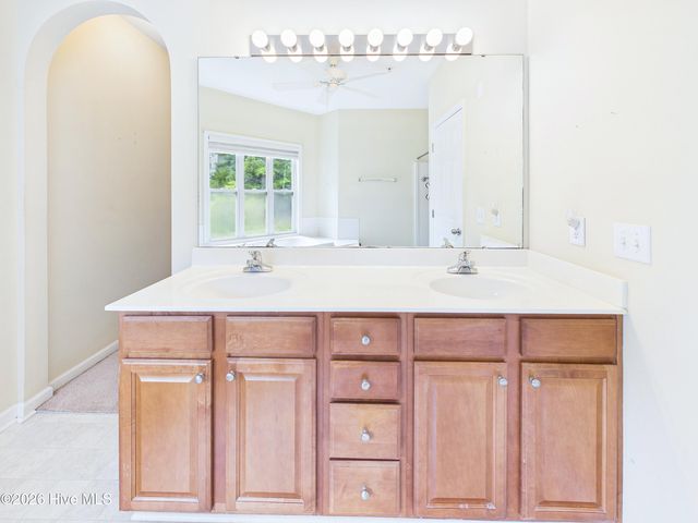 3909 Botsford Court Unit 103, Wilmington, NC 28412