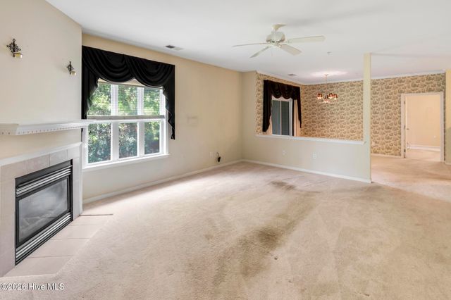 3909 Botsford Court Unit 103, Wilmington, NC 28412