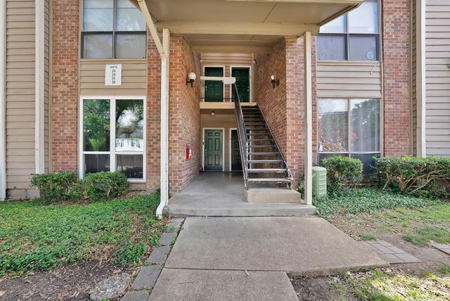 5750 Phoenix Drive 33, Dallas, TX 75231