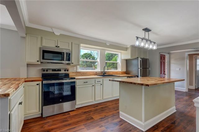 1110 Rosemont Drive, Reidsville, NC 27320