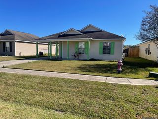 1128 S Sky Ave, Gonzales, LA 70737