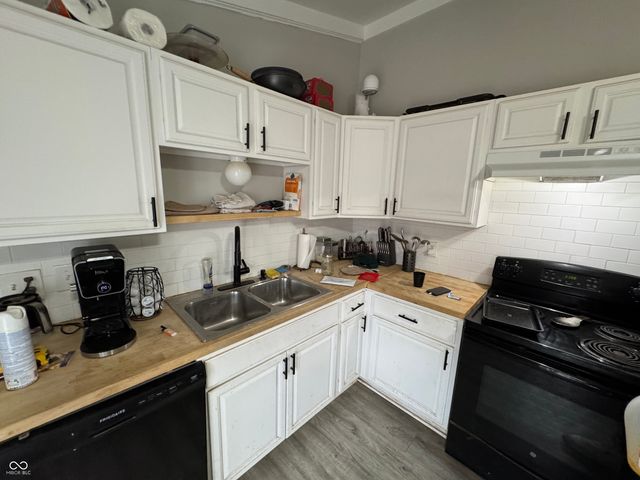 2322 Silver Maple Court, Indianapolis, IN 46222