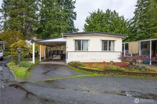 5220 176th Street SW #4, Lynnwood, WA 98037