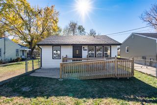 2919 Garfield Avenue, Des Moines, IA 50317
