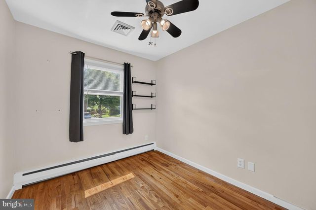 130 BRIARWOOD DR, Douglassville, PA 19518