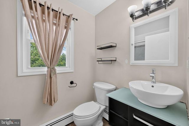 130 BRIARWOOD DR, Douglassville, PA 19518