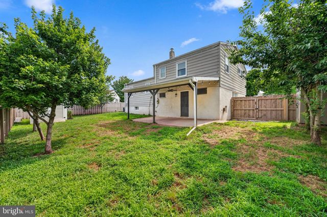 130 BRIARWOOD DR, Douglassville, PA 19518