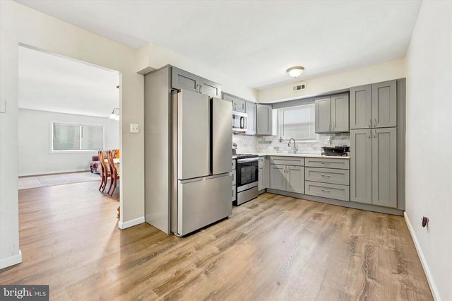 1384 ARUNDEL WAY, Bensalem, PA 19020
