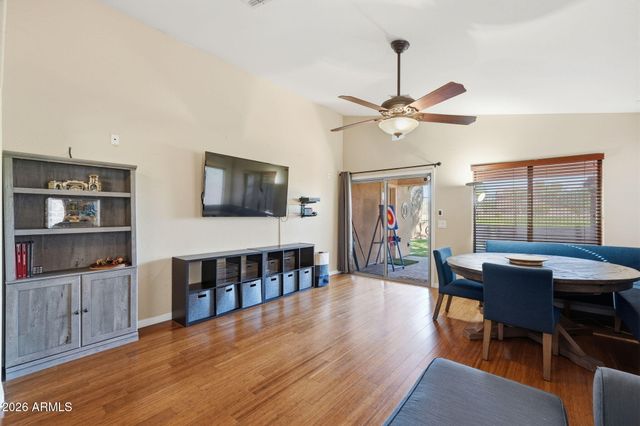 2834 E SAGUARO PARK Lane, Phoenix, AZ 85024