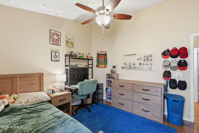 2834 E SAGUARO PARK Lane, Phoenix, AZ 85024