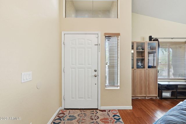 2834 E SAGUARO PARK Lane, Phoenix, AZ 85024