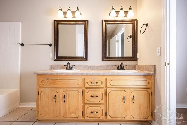 1770 Annie Penton Rd, Jay, FL 32565