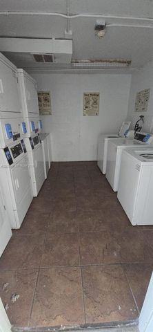 8240 SW 210th St 214, Cutler Bay, FL 33189