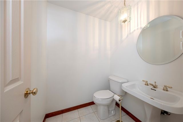 105 Birchwood Way, Irwin, PA 15642