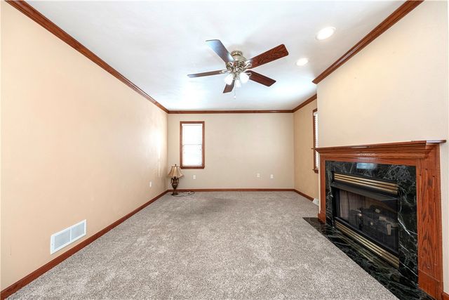 105 Birchwood Way, Irwin, PA 15642