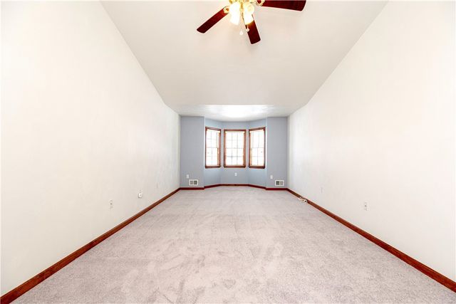 105 Birchwood Way, Irwin, PA 15642