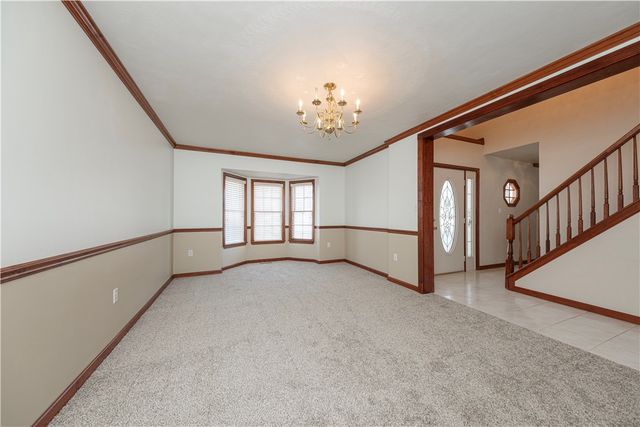 105 Birchwood Way, Irwin, PA 15642