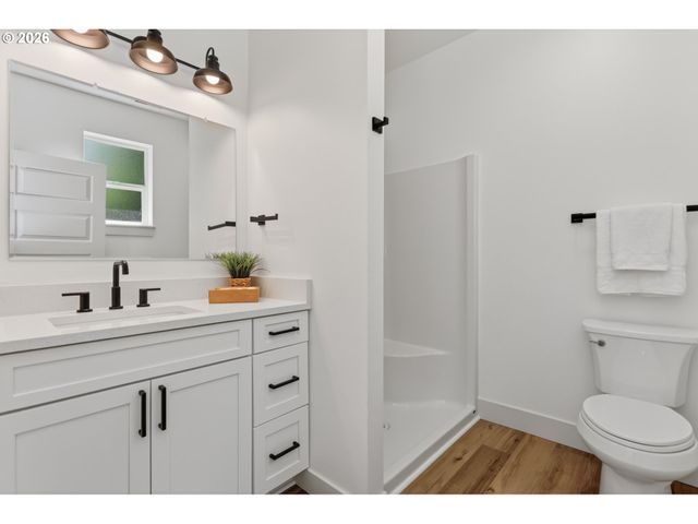 112 CARSON CREEK Rd, Carson, WA 98610