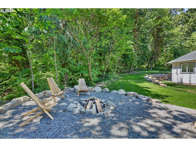 112 CARSON CREEK Rd, Carson, WA 98610