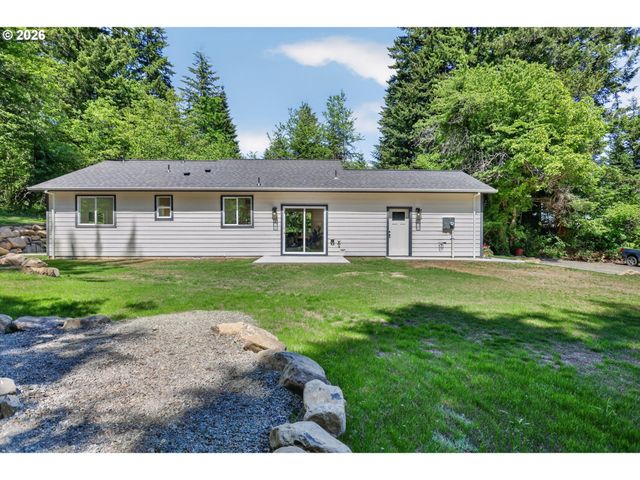 112 CARSON CREEK Rd, Carson, WA 98610