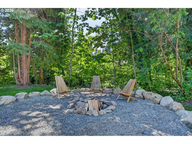 112 CARSON CREEK Rd, Carson, WA 98610