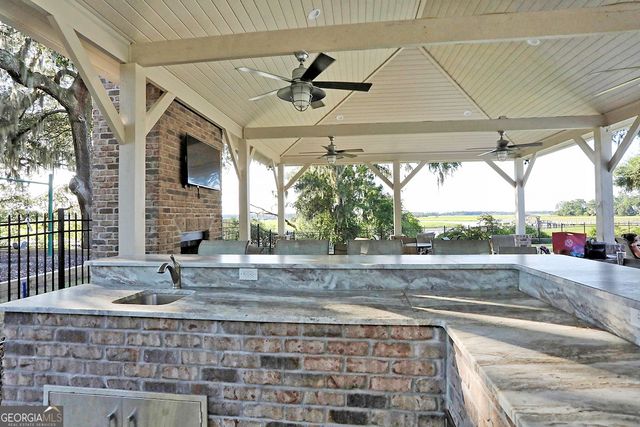 141 Grays Creek Drive, Savannah, GA 31410