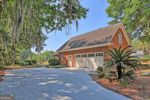 141 Grays Creek Drive, Savannah, GA 31410