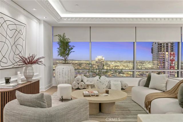 900 W Olympic, Los Angeles, CA 90015