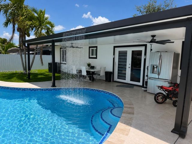 1749 SW 8th Street, Homestead, FL 33030