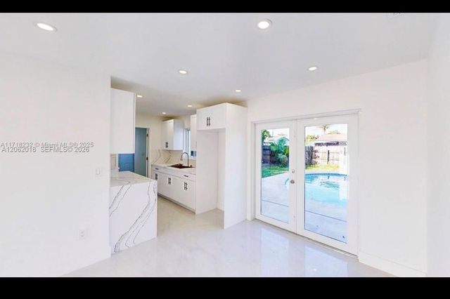 1749 SW 8th Street, Homestead, FL 33030