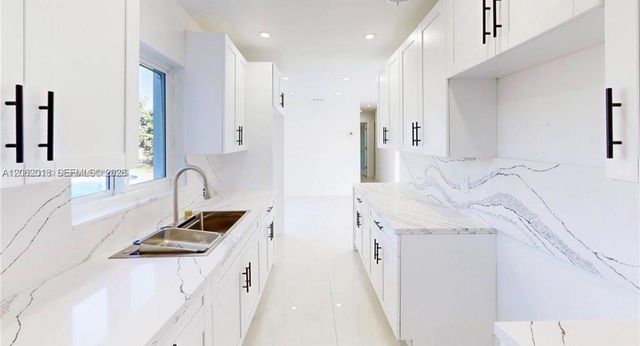 1749 SW 8th Street, Homestead, FL 33030
