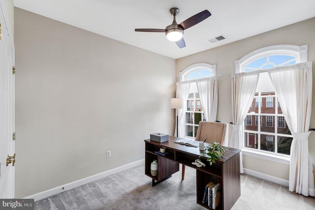 10615 BRISTOW STATION DR, Bristow, VA 20136