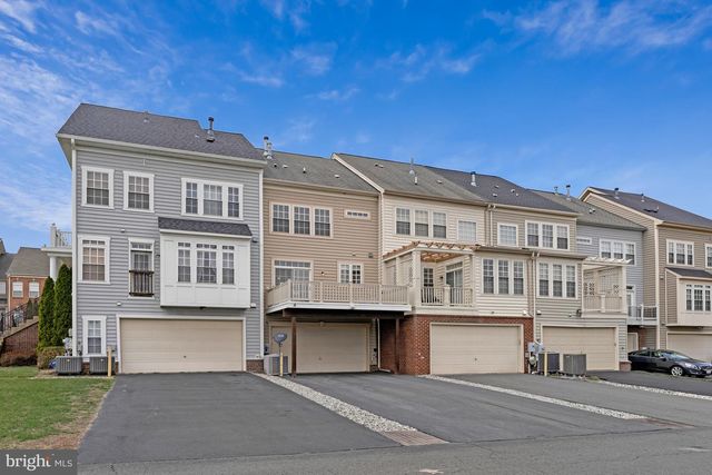 10615 BRISTOW STATION DR, Bristow, VA 20136