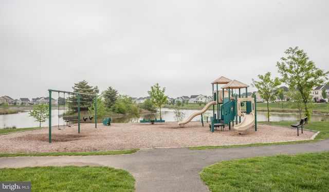 10615 BRISTOW STATION DR, Bristow, VA 20136