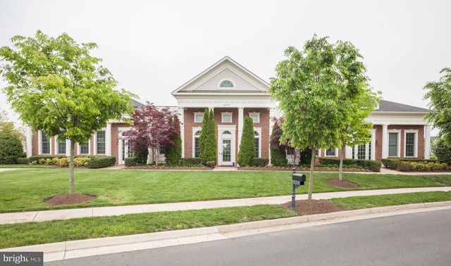 10615 BRISTOW STATION DR, Bristow, VA 20136