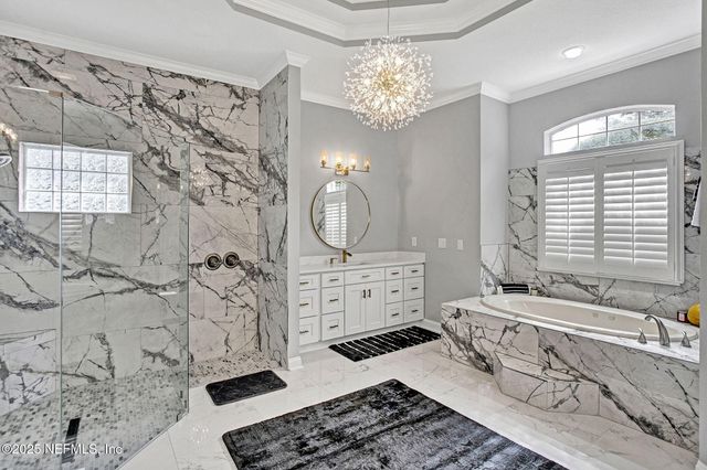 4044 EAGLE LANDING Parkway, Orange Park, FL 32065