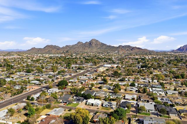 6830 N 10TH Place, Phoenix, AZ 85014