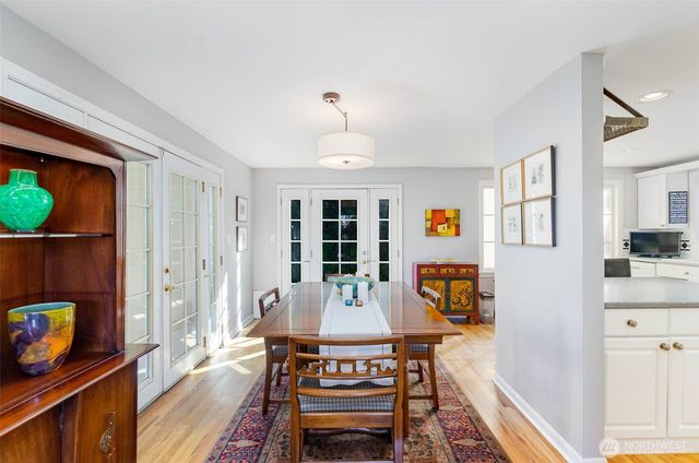 5051 Harold Place NE, Seattle, WA 98105